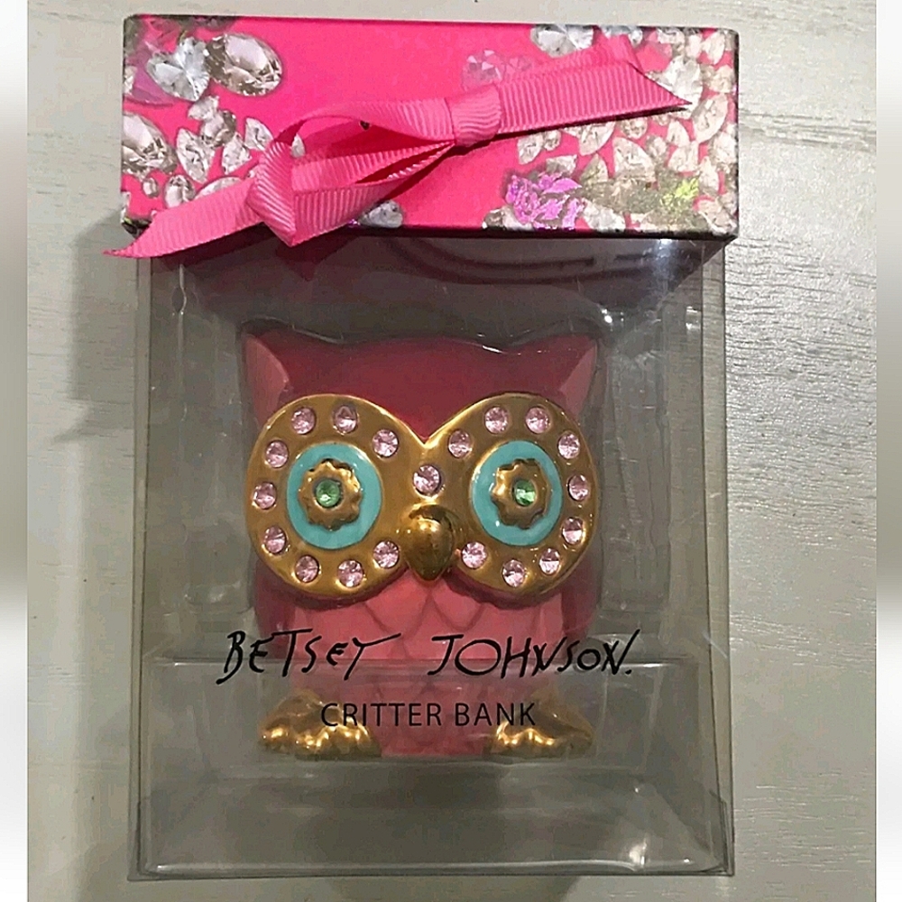 Vintage BETSEY JOHNSON Critter Bank Collection Owl Ceramic Bank.